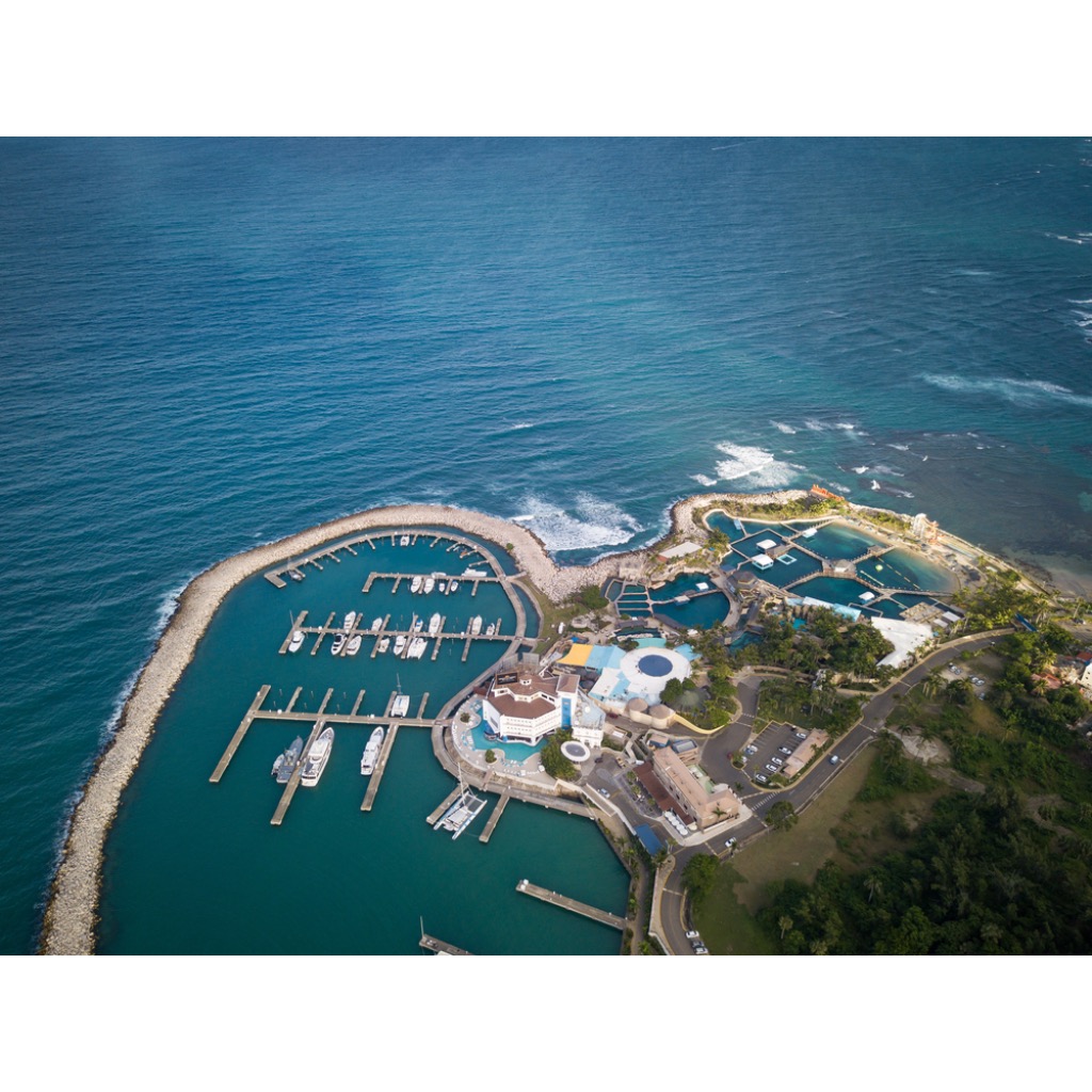 Hotel pools in Puerto Plata: non-guest access, hours, prices, and restrictions