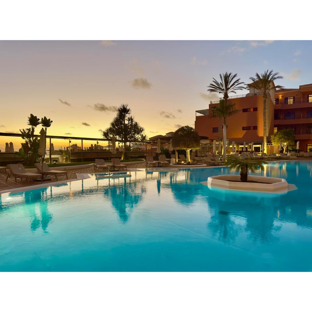Hoteles con Piscina para Ir con Niños sin Quedarse a Dormir en Santa Cruz de Tenerife